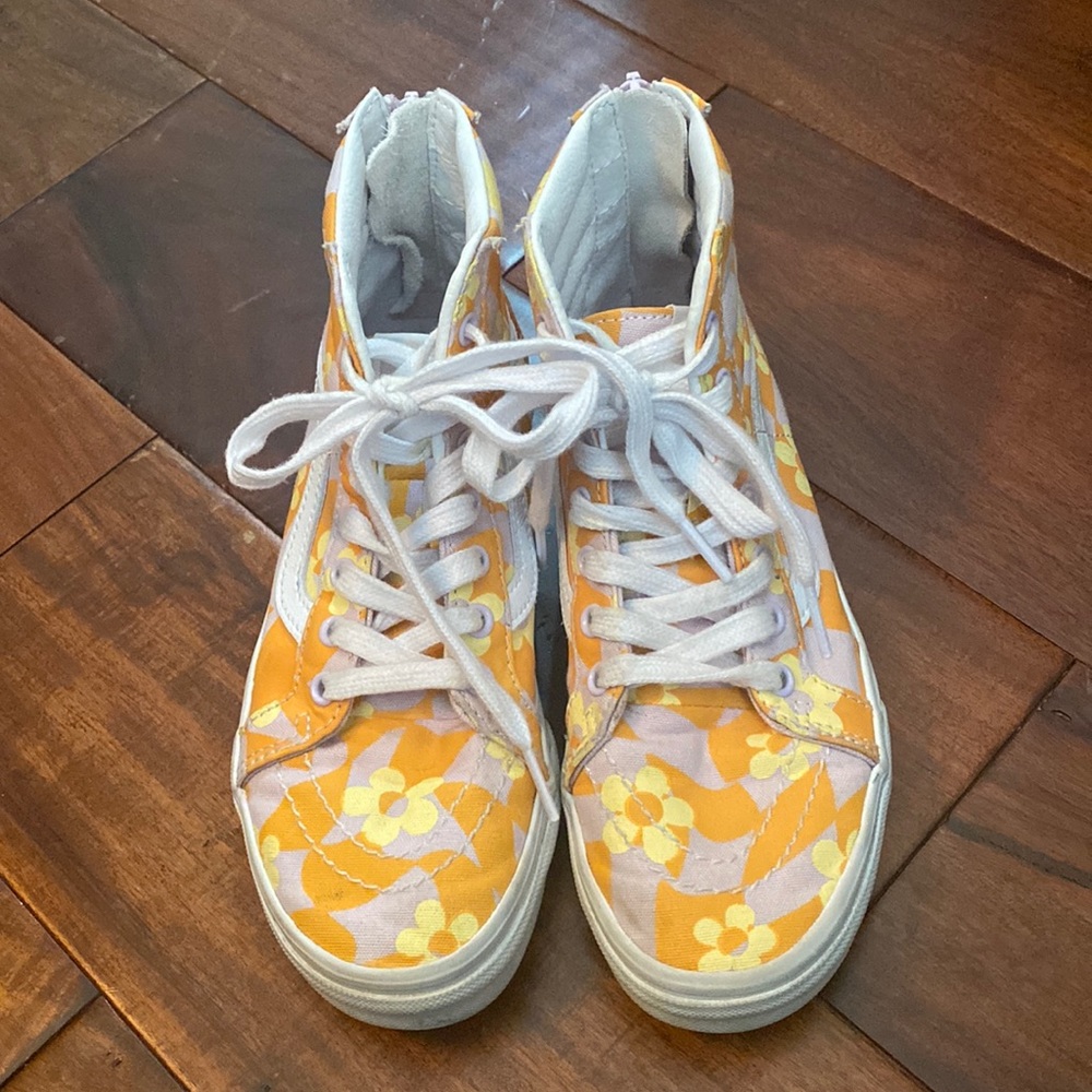 Girls Vans High tops